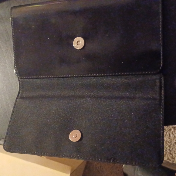 Vintage Gucci magnetic closer wallet. - Picture 7 of 8